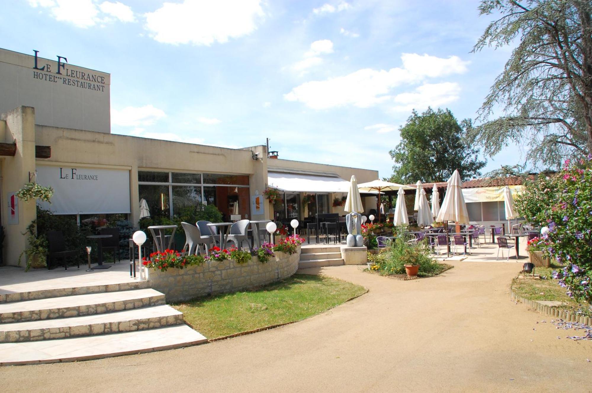 Logis Hotel & Restaurant Le Fleurance Exteriör bild